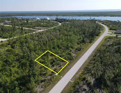 16042 Lankford Court Port Charlotte FL 33981
