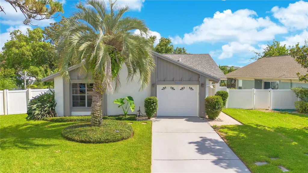 6304 Fernbrook Court Orlando FL 32822