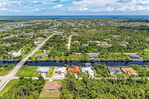 8185 Dafoe Street Port Charlotte FL 33981