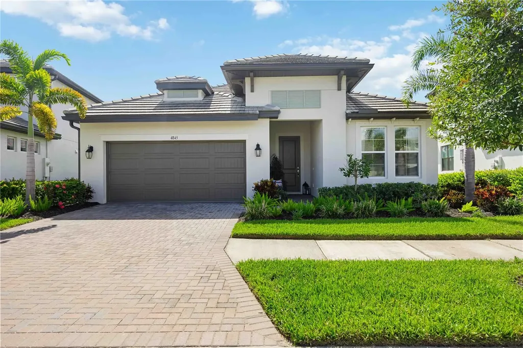 4845 Antrim Drive Sarasota FL 34240