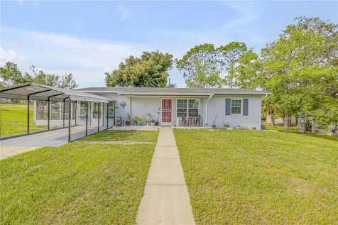 689 N Wellington Drive Deltona FL 32725