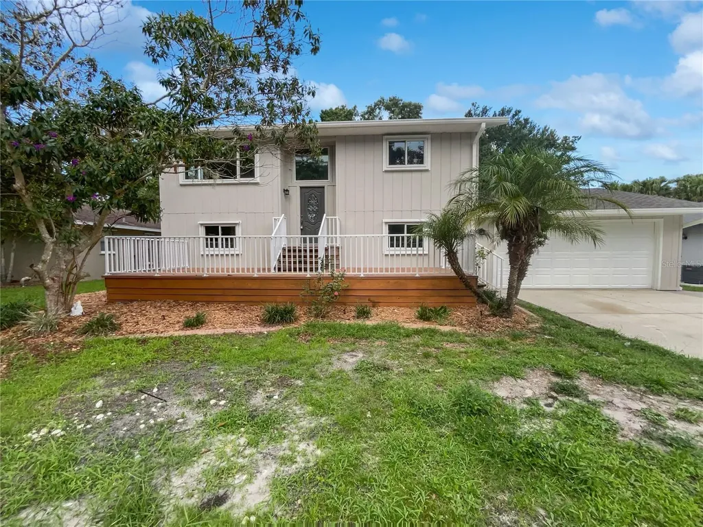 2704 Sweetland Avenue Sarasota FL 34232