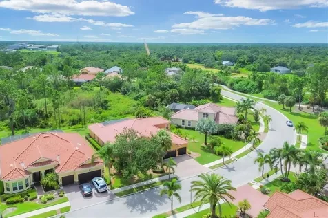 5275 Royal Poinciana Way North Port FL 34291