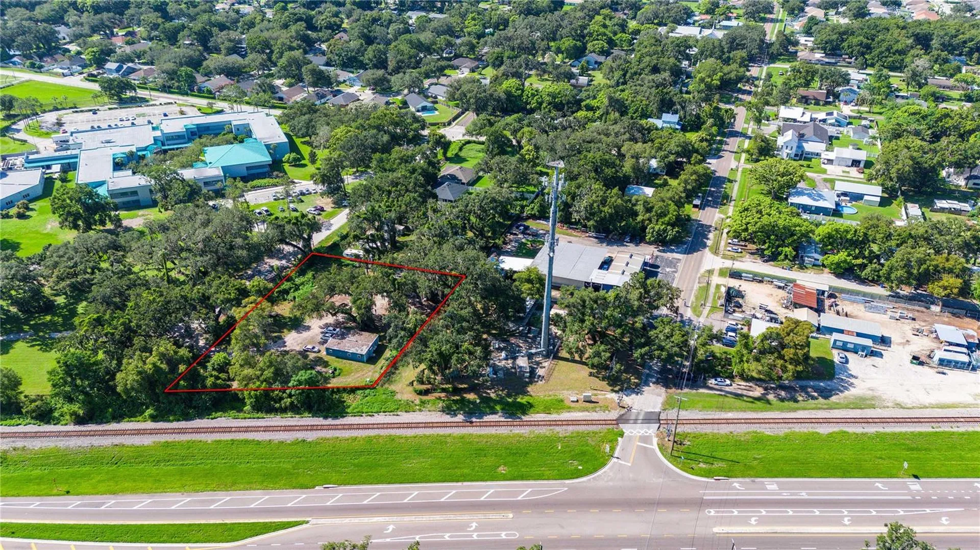 1503 Lakeview Avenue Seffner FL 33584