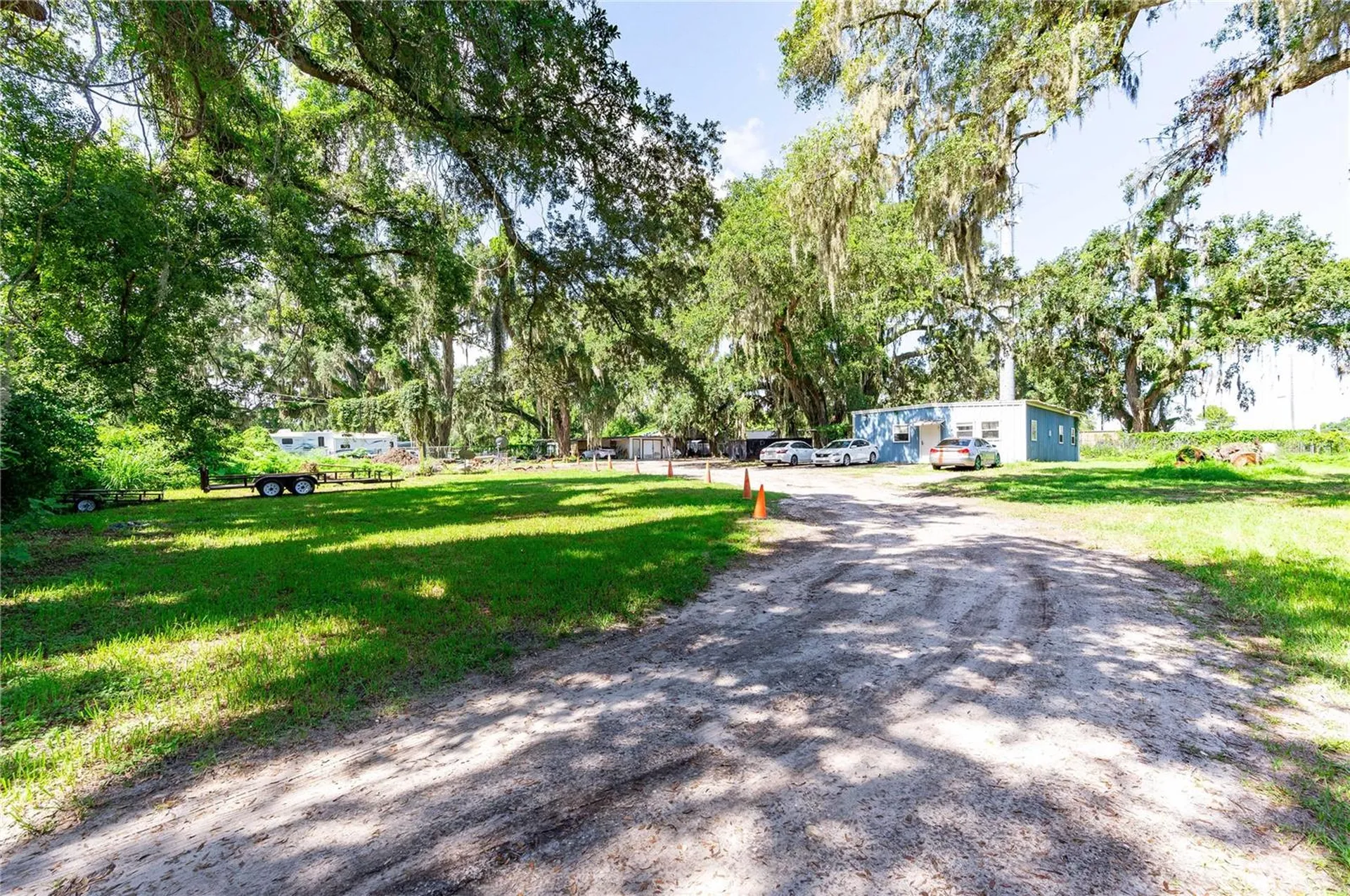 1503 Lakeview Avenue Seffner FL 33584