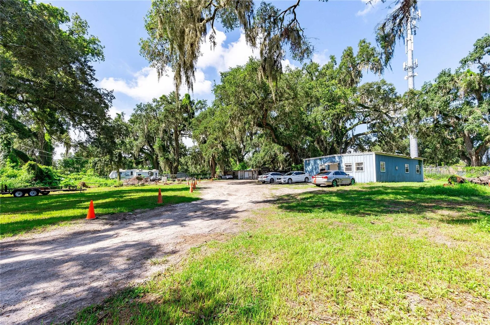 1503 Lakeview Avenue Seffner FL 33584