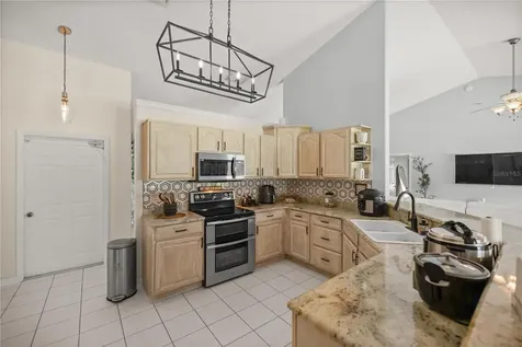 13783 SE 8th Court Ocala FL 34480