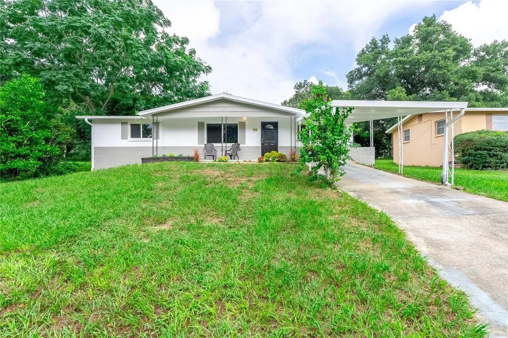 22 S Fillmore Street Beverly Hills FL 34465