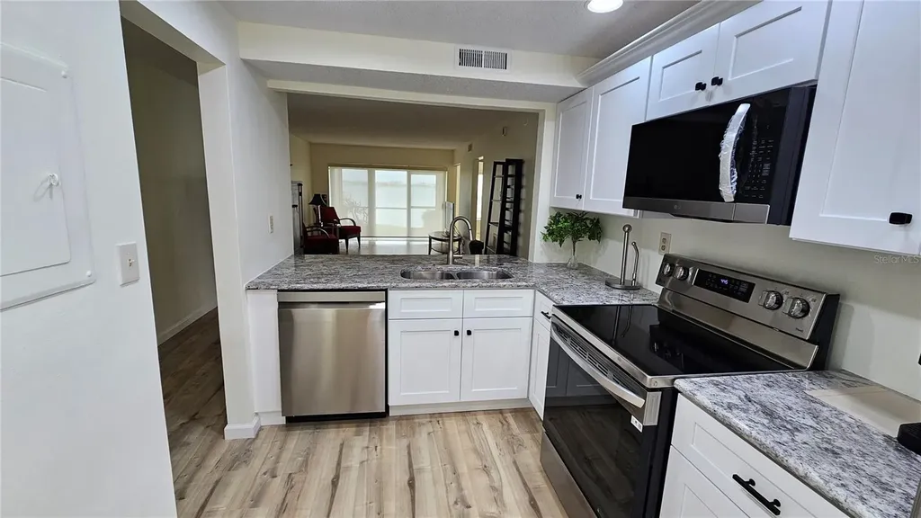 6177 Sun Boulevard St Petersburg FL 33715