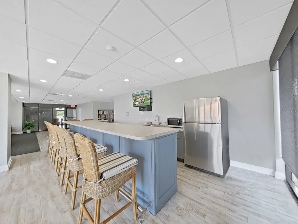 6177 Sun Boulevard St Petersburg FL 33715