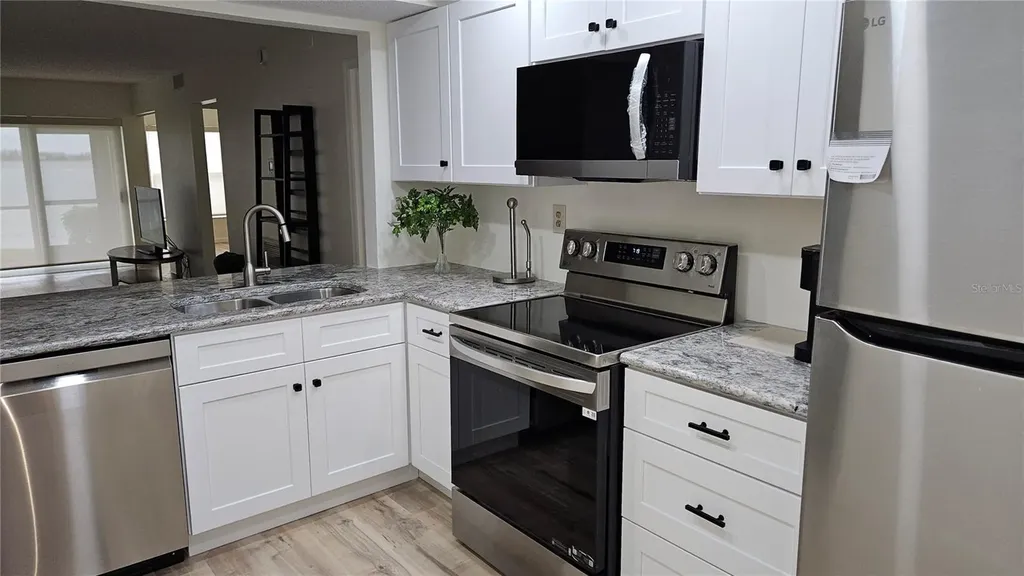 6177 Sun Boulevard St Petersburg FL 33715