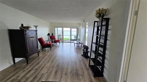 6177 Sun Boulevard St Petersburg FL 33715