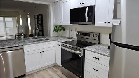 6177 Sun Boulevard St Petersburg FL 33715