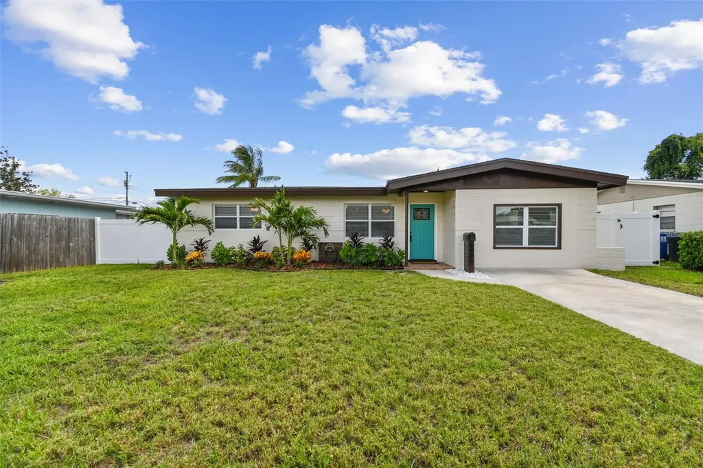 6408 34th Avenue N St Petersburg FL 33710