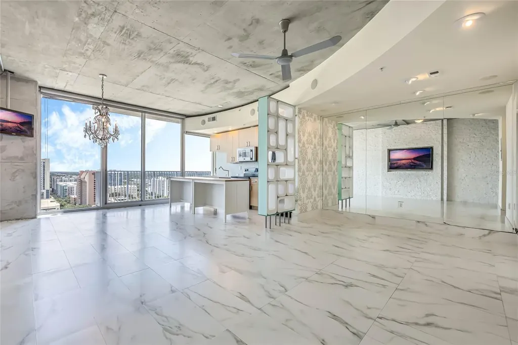 155 S Court Avenue Orlando FL 32801