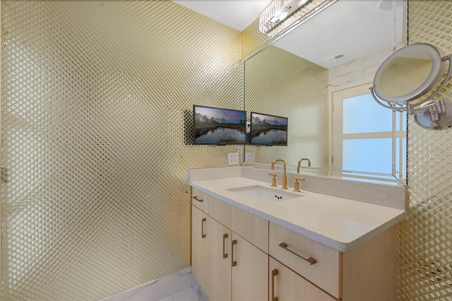 155 S Court Avenue Orlando FL 32801
