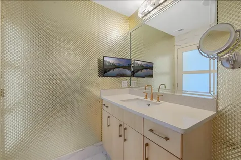 155 S Court Avenue Orlando FL 32801