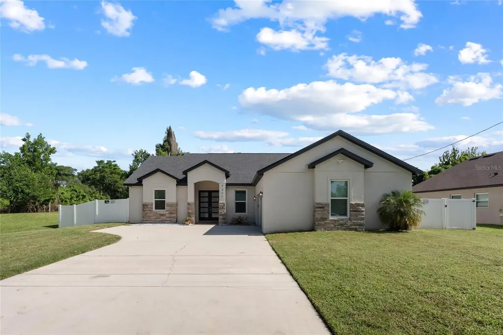 2311 Greenleaf Drive Orlando FL 32810