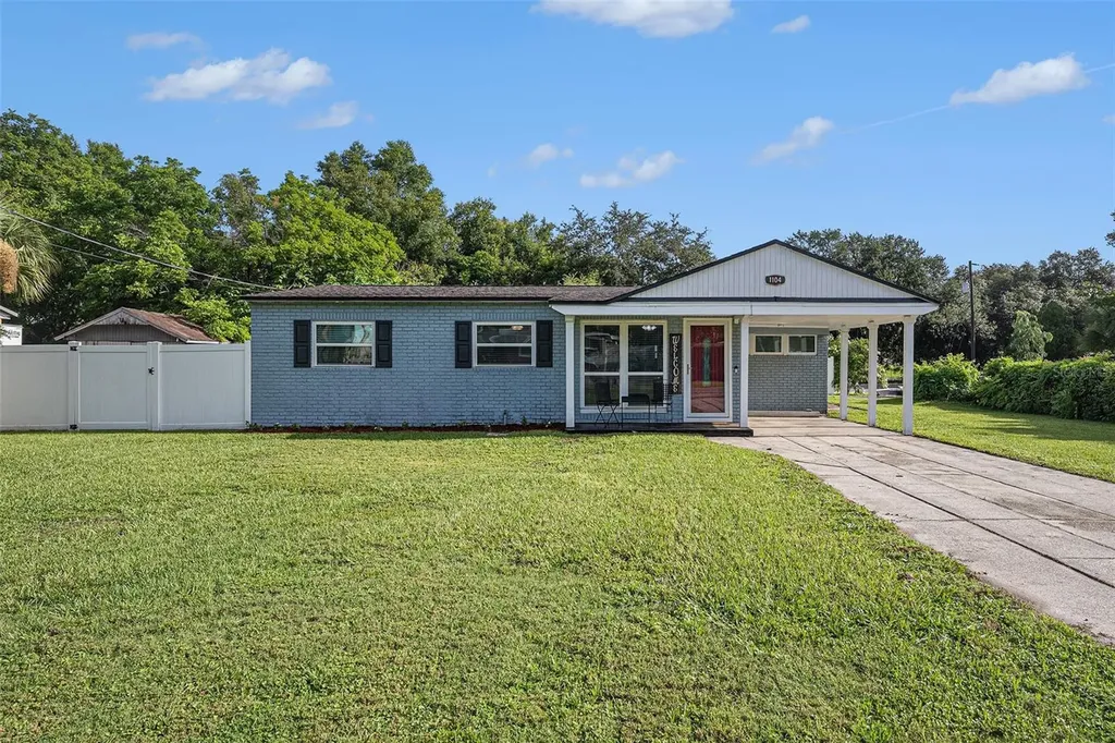 1104 Valencia Road Plant City FL 33563