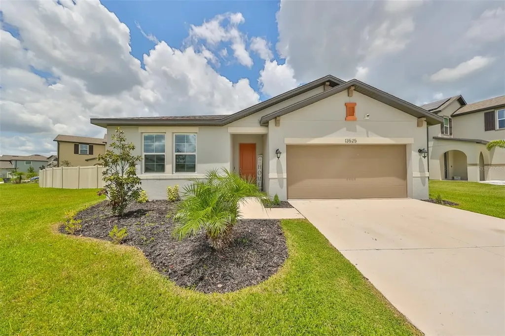 13525 Palmera Vista Drive Riverview FL 33579