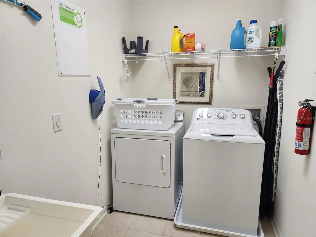 8119 Villa Grande Court Sarasota FL 34243