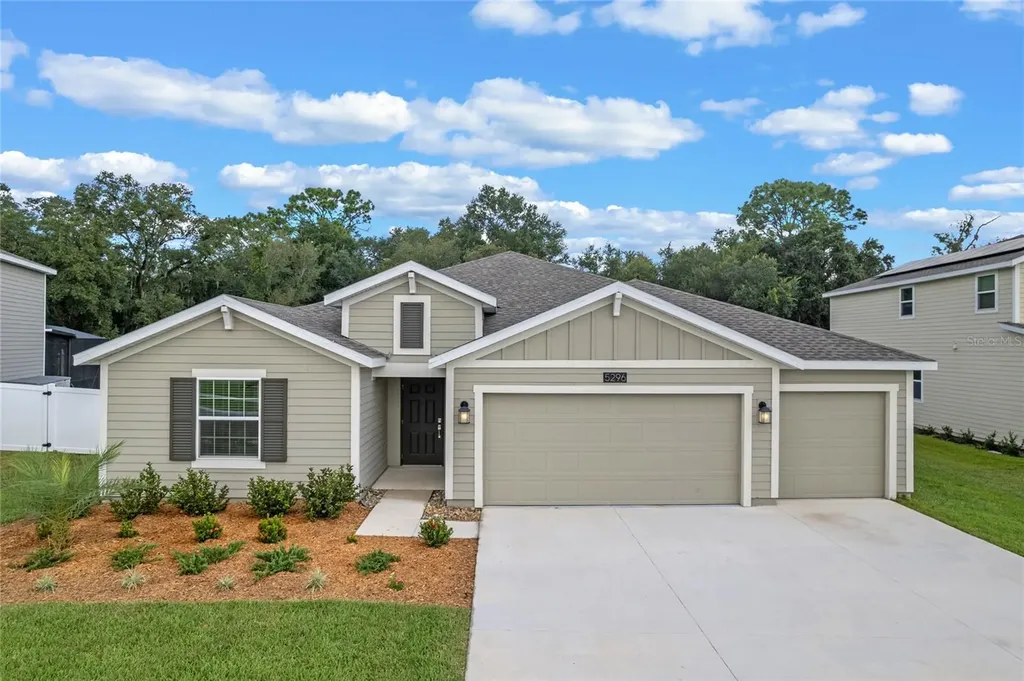 5296 Red Coral Circle Mount Dora FL 32757
