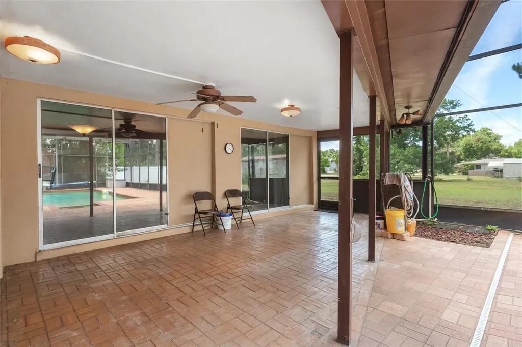 25 N Country Club Drive Crystal River FL 34429