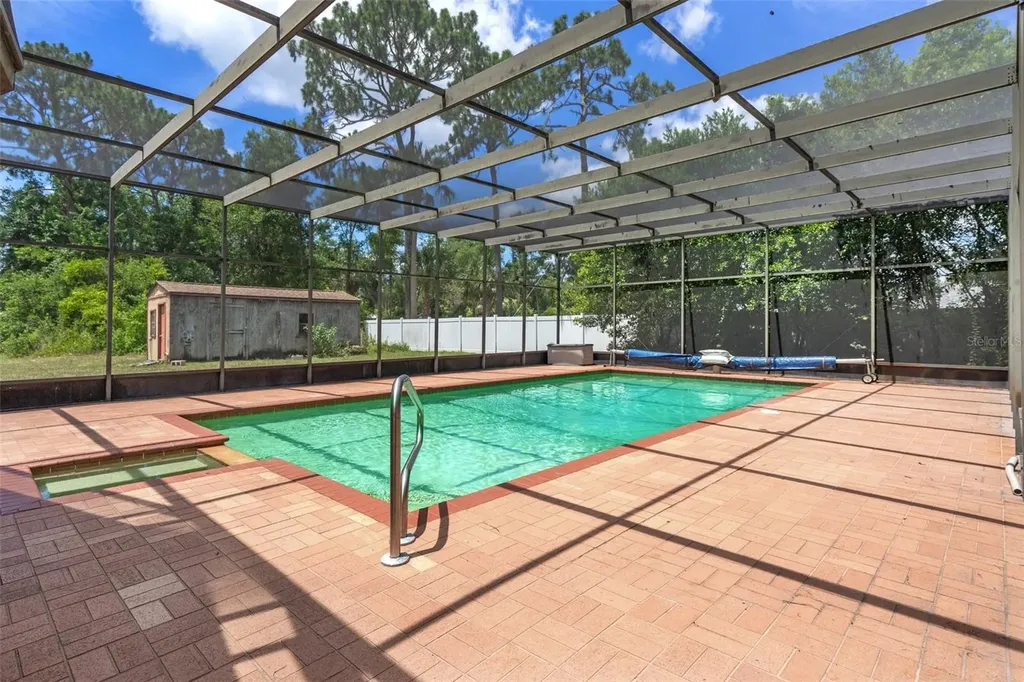 25 N Country Club Drive Crystal River FL 34429