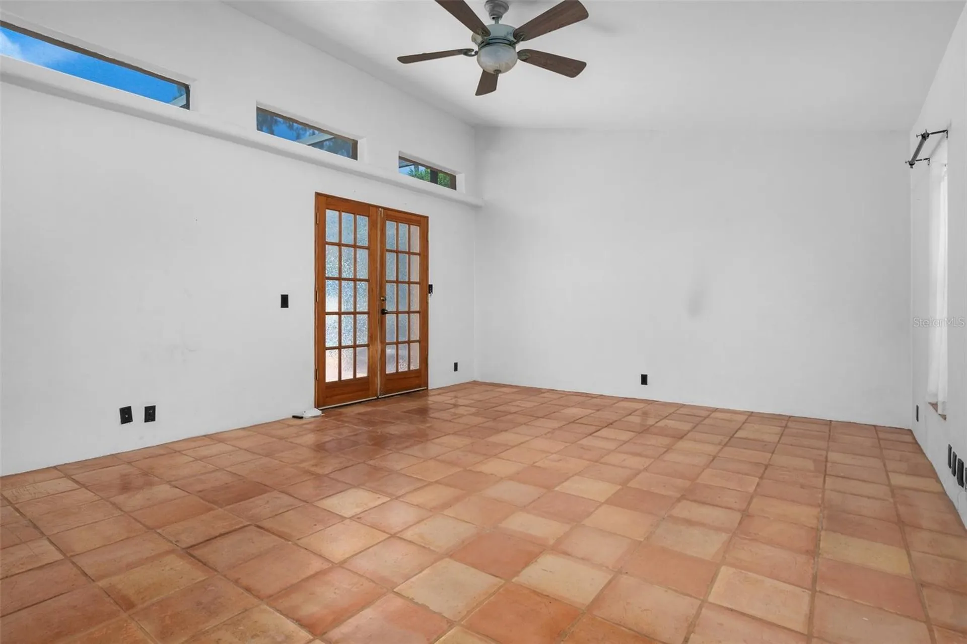 25 N Country Club Drive Crystal River FL 34429
