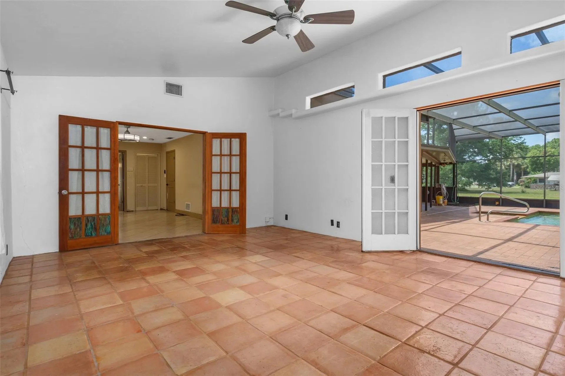 25 N Country Club Drive Crystal River FL 34429