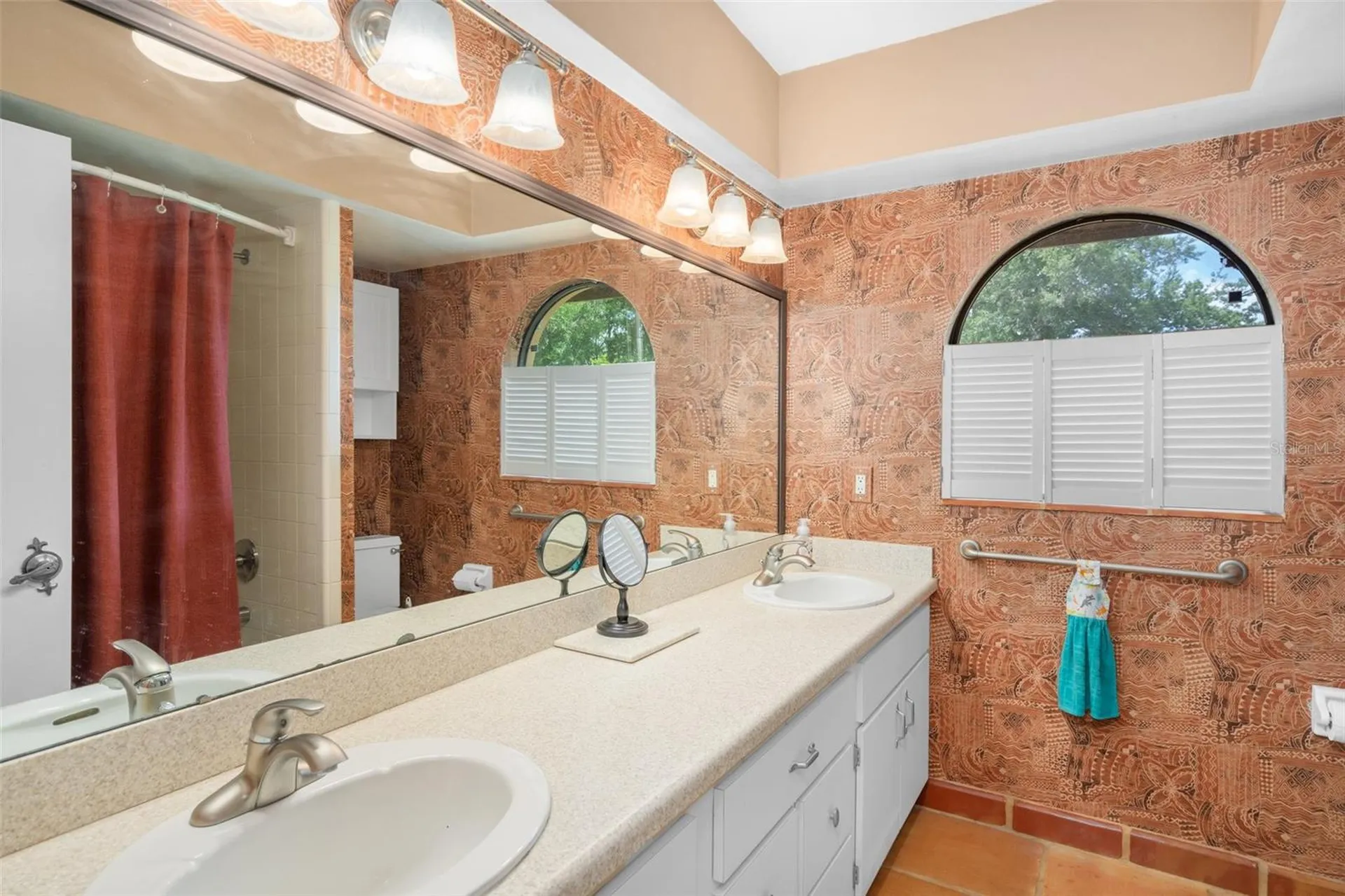 25 N Country Club Drive Crystal River FL 34429