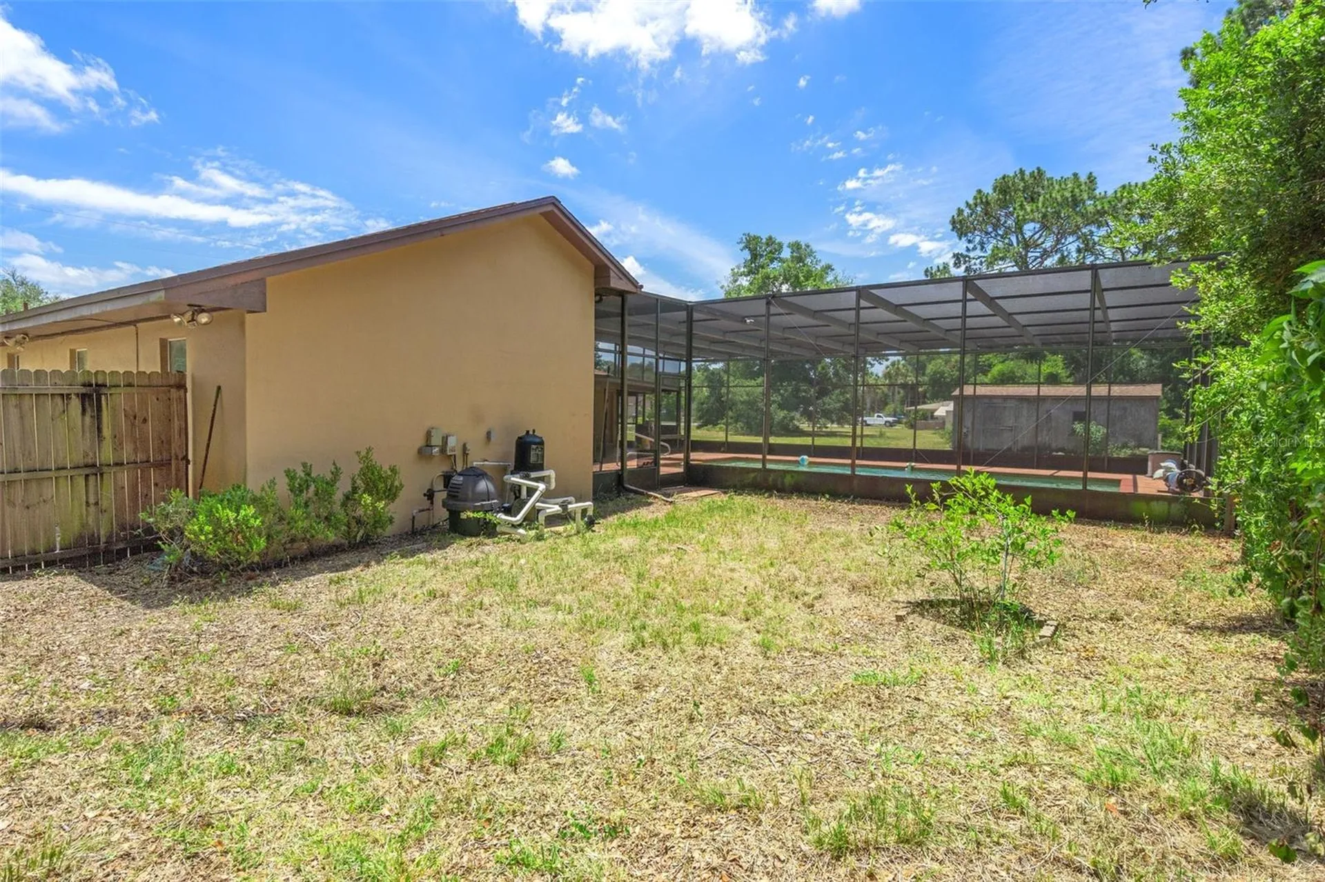 25 N Country Club Drive Crystal River FL 34429