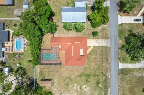 25 N Country Club Drive Crystal River FL 34429