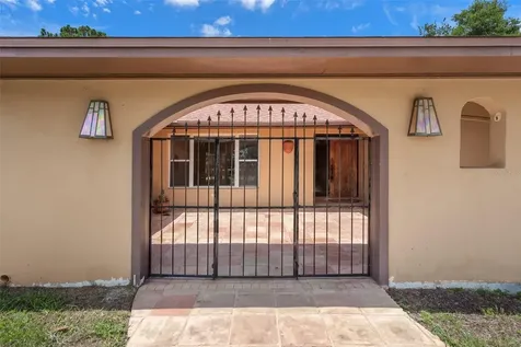 25 N Country Club Drive Crystal River FL 34429