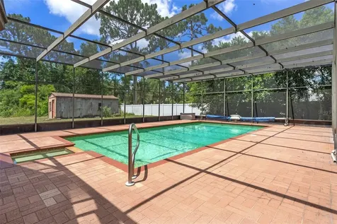 25 N Country Club Drive Crystal River FL 34429