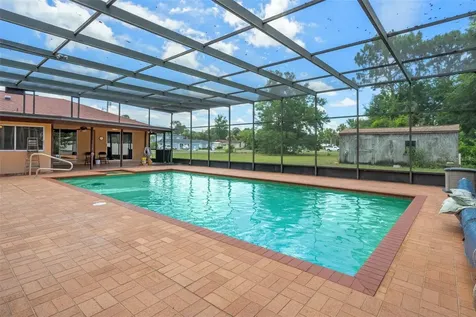 25 N Country Club Drive Crystal River FL 34429