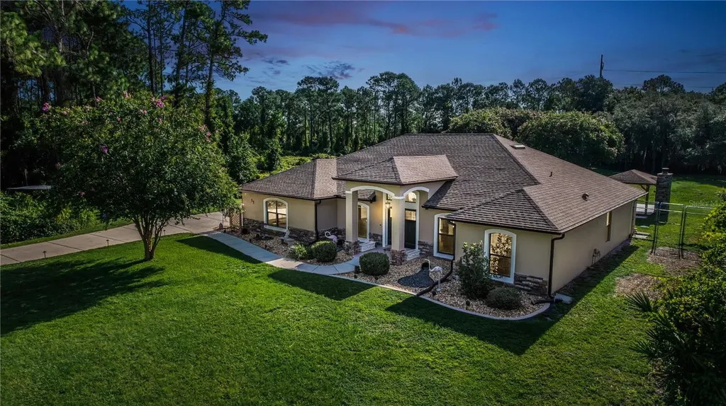 53 Sanctuary Avenue Debary FL 32713