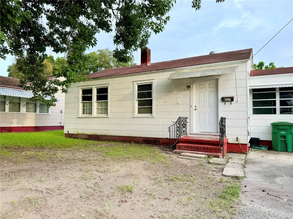 807 E Norfolk Street Tampa FL 33604