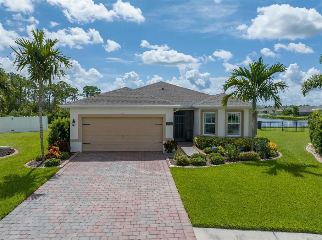 2718 Tarragona Court Cape Coral FL 33909