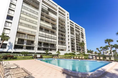 1460 Gulf Boulevard Clearwater Beach FL 33767