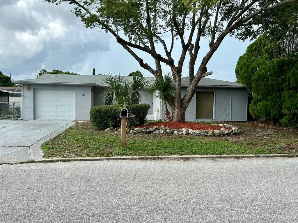 7525 Ironbark Drive Port Richey FL 34668