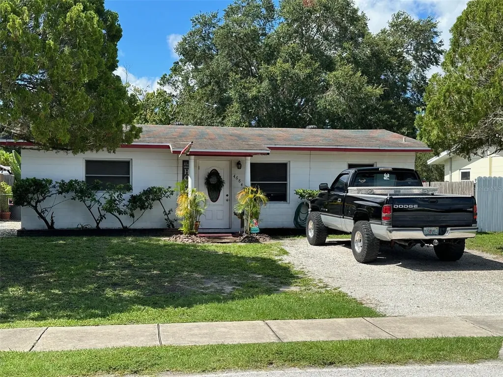 4684 72nd Avenue N Pinellas Park FL 33781
