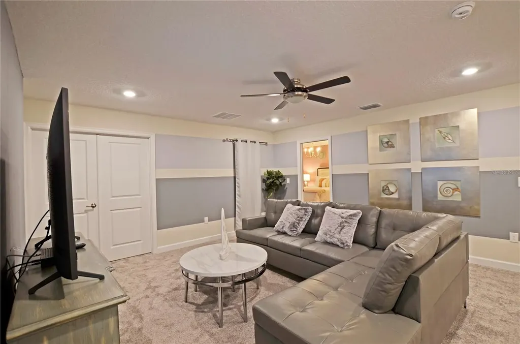 2857 Bookmark Drive Kissimmee FL 34746