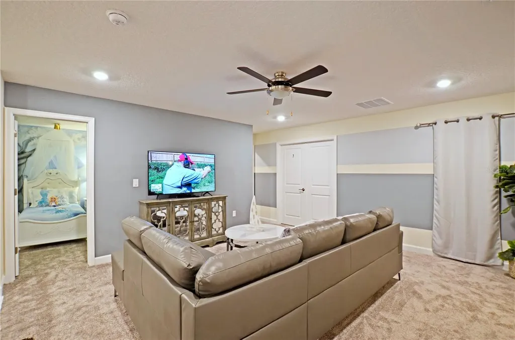 2857 Bookmark Drive Kissimmee FL 34746