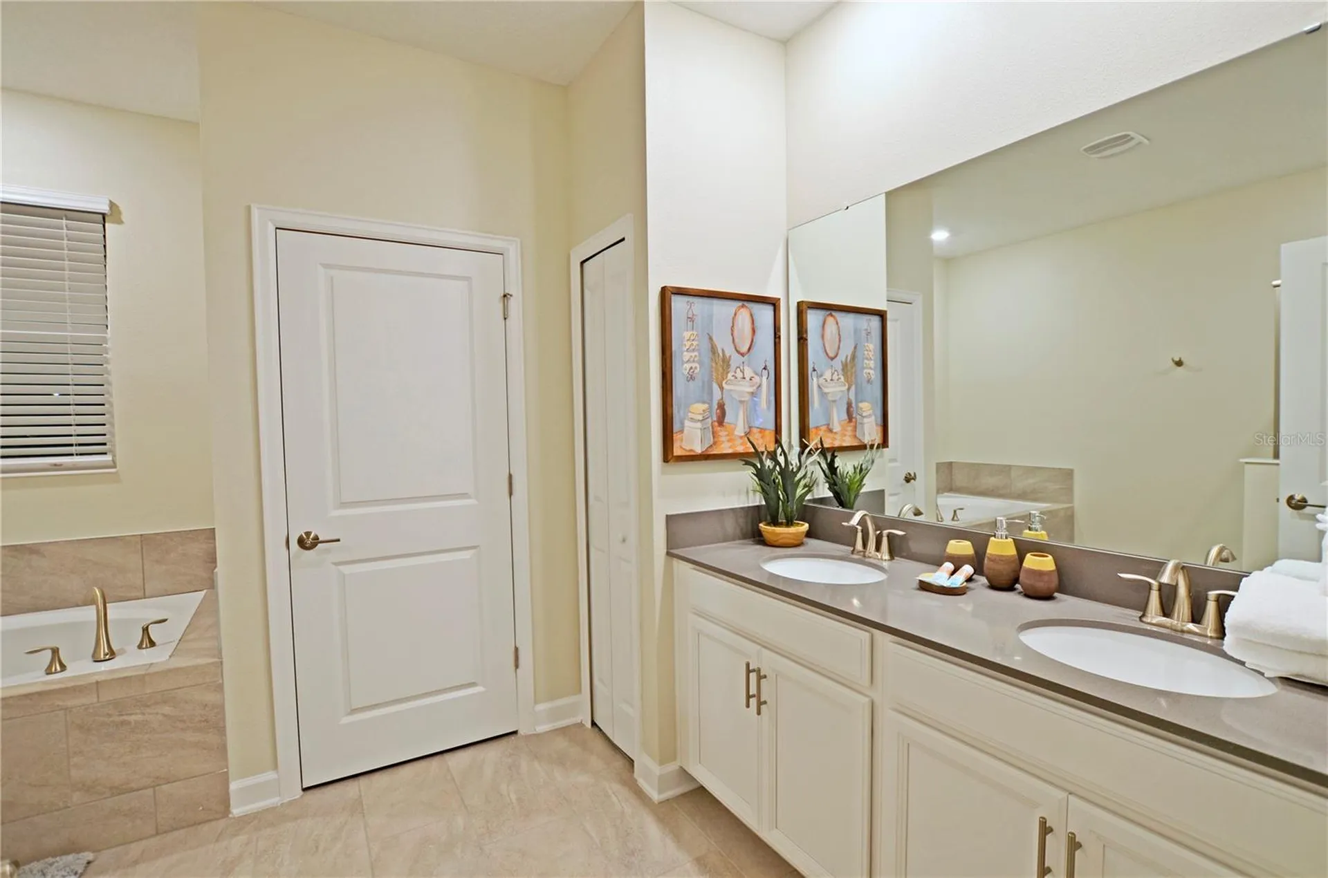 2857 Bookmark Drive Kissimmee FL 34746