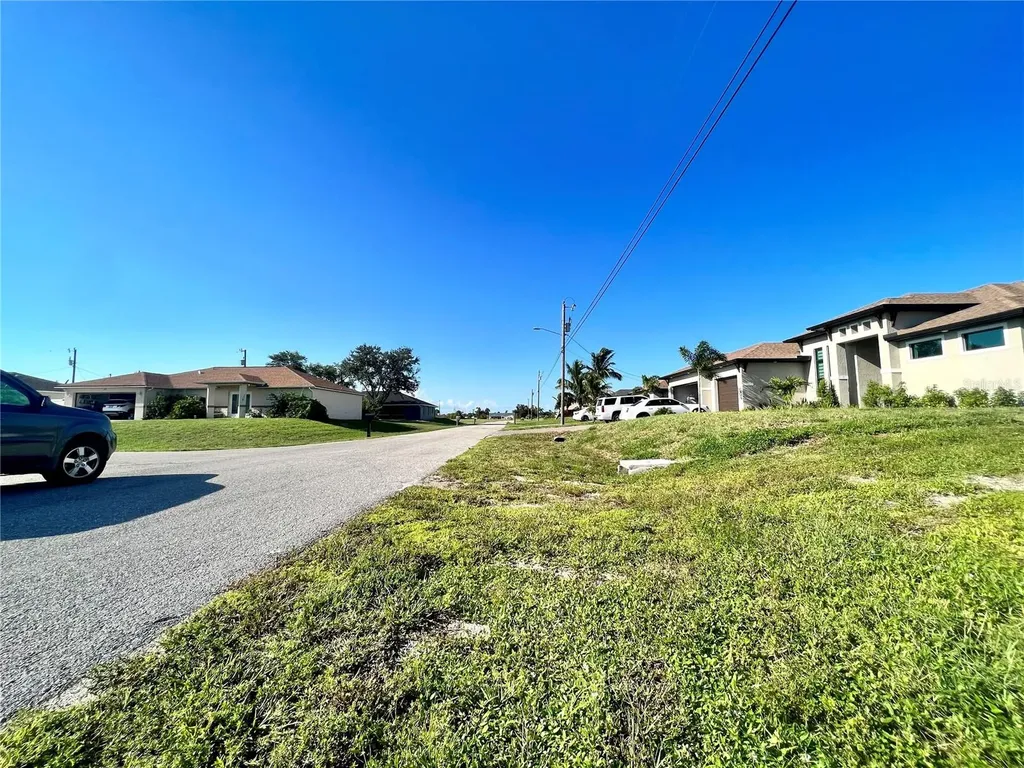 1815 NE 10th Avenue Cape Coral FL 33909