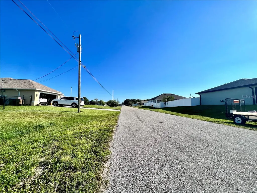 1815 NE 10th Avenue Cape Coral FL 33909