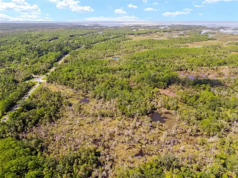 0 SE 193rd Place Yankeetown FL 34498