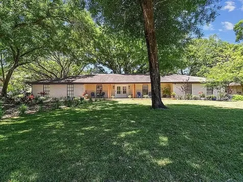 638 Bua Drive Temple Terrace FL 33617
