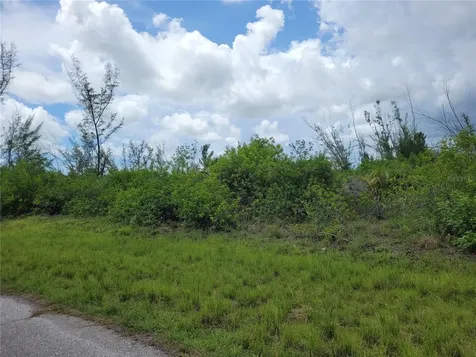 10136 Amy Terrace Port Charlotte FL 33981